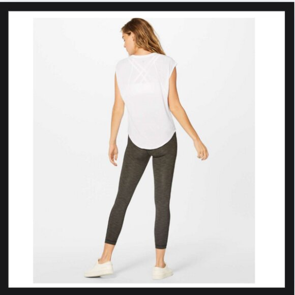 Lululemon plank to pike tee - Picture 2 of 4